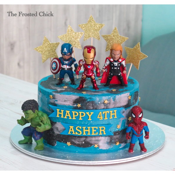 Single tier Super Heroes birthday cake -
