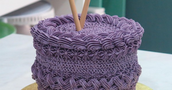 Crochet Cake Box Tutorial | Crochet Gift | Chenda DIY - YouTube