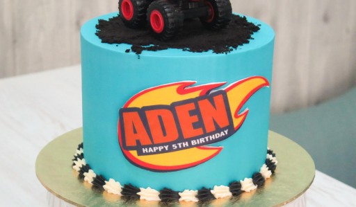 Blaze and the Monster Machine's birthday cake  Blaze birthday party,  Truck birthday cakes, Blaze and the monster machines cake
