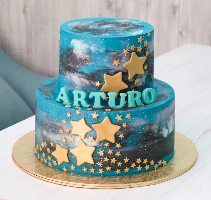 Gold Galaxy Star Cake