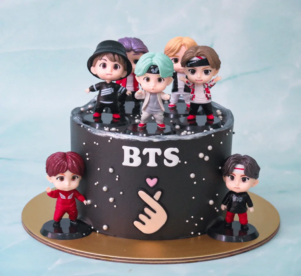 BTS Mic Drop Cake