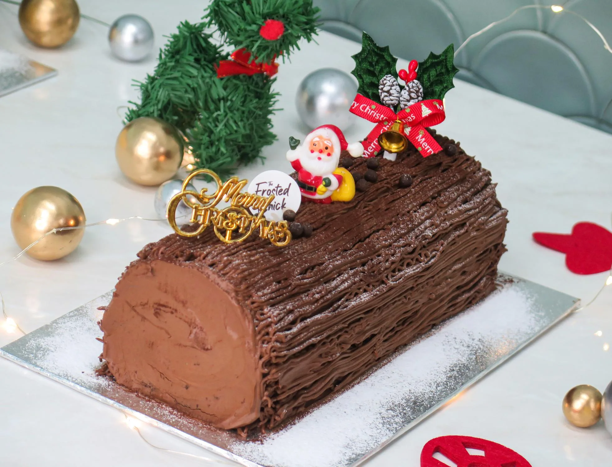 Classic Chocolate Crunch Log Cake