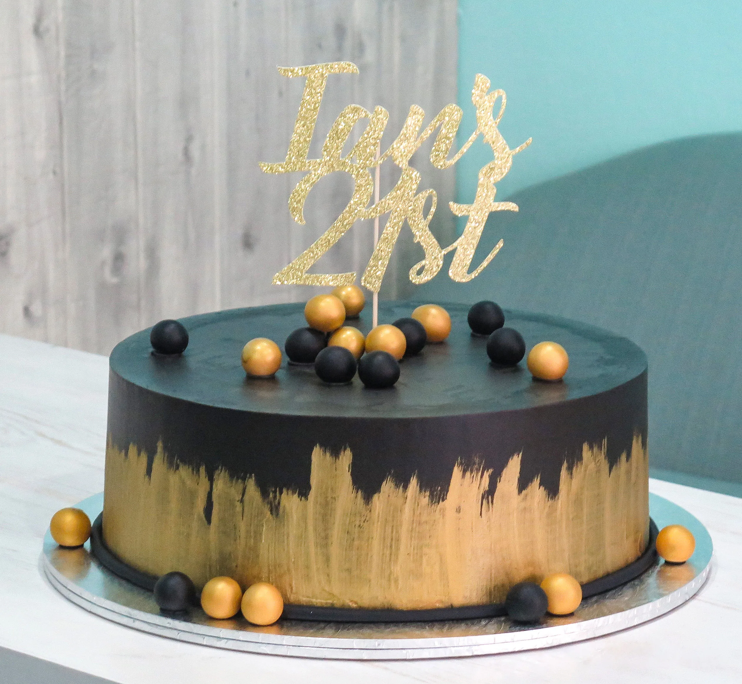 Minimalist Black x Gold Cake
