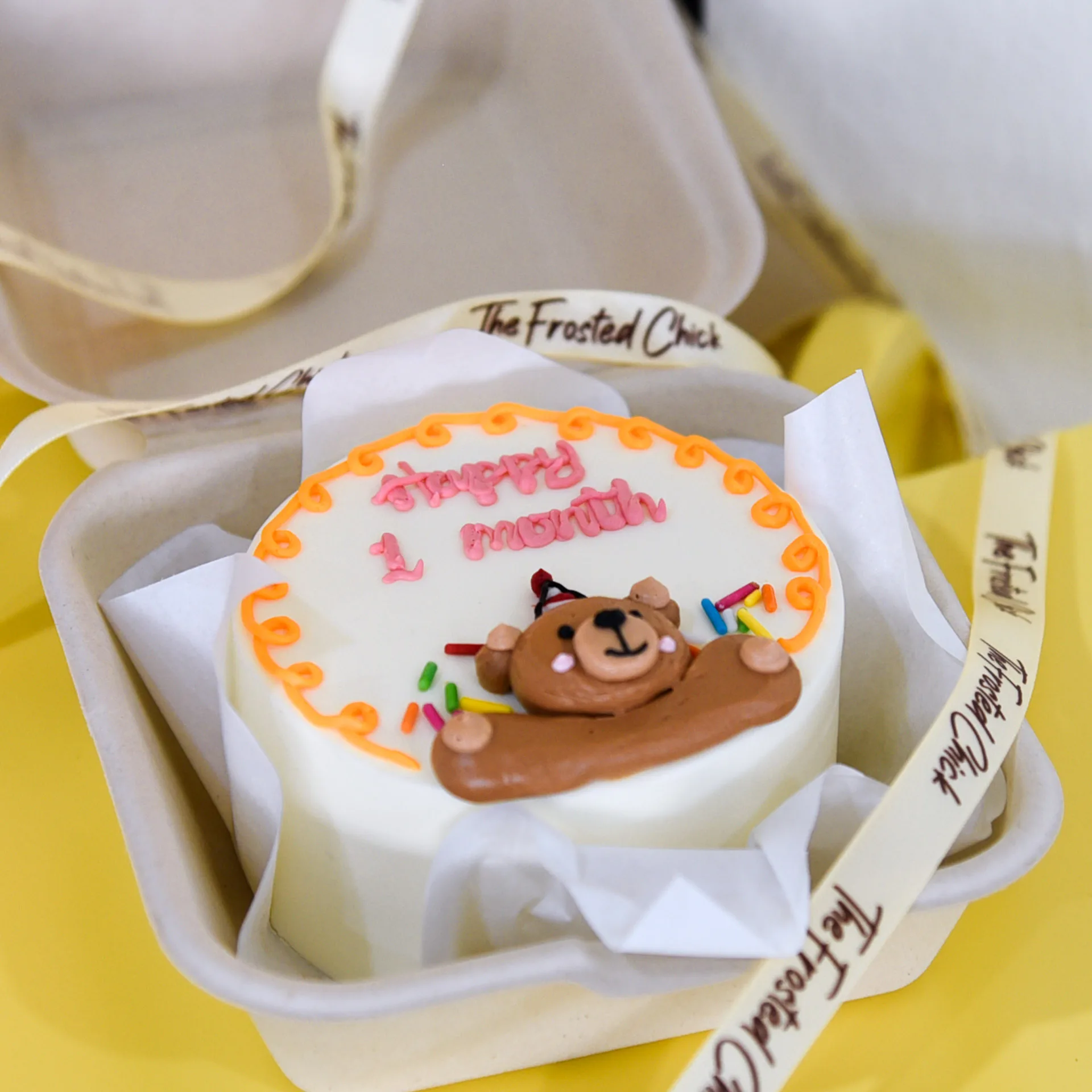 Animal Hug Bento Cake