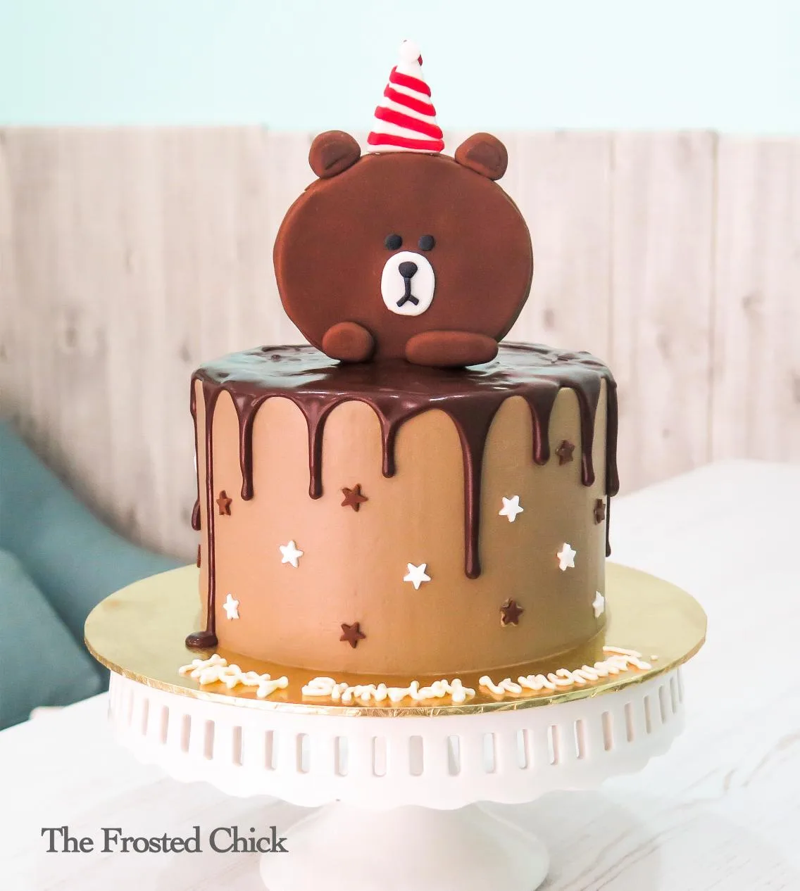 Brown Bear Drip Cake