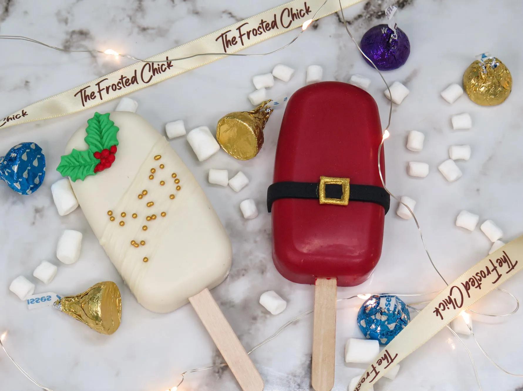 Christmas Cakesicles (8pc)