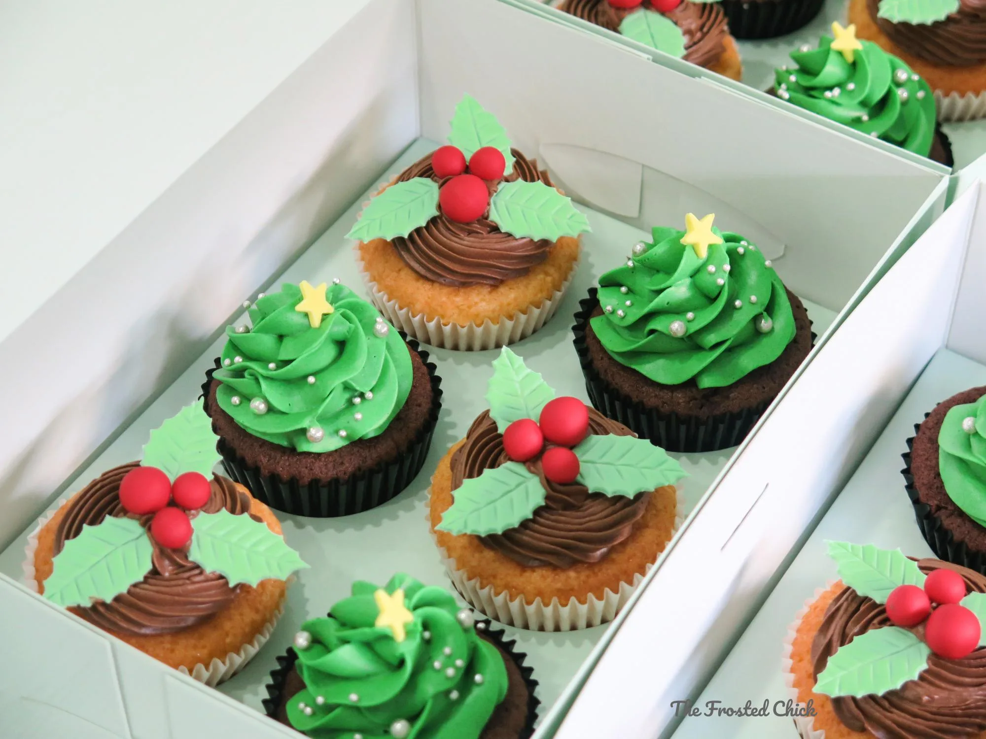 Jolly Christmas Cupcakes