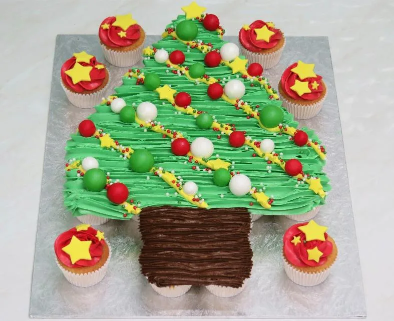 Christmas Tree pull-apart cupcakes