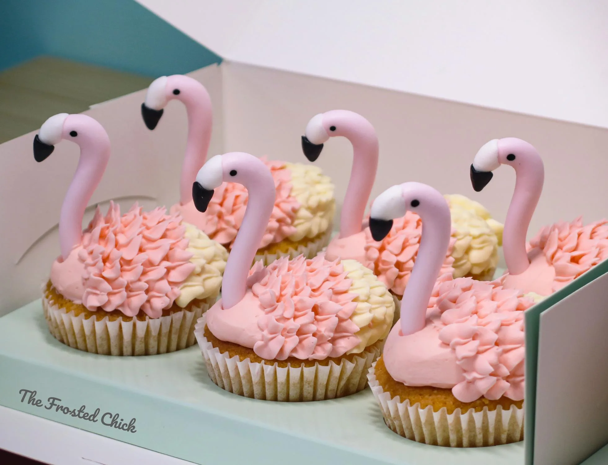 Flamingo Cupcakes