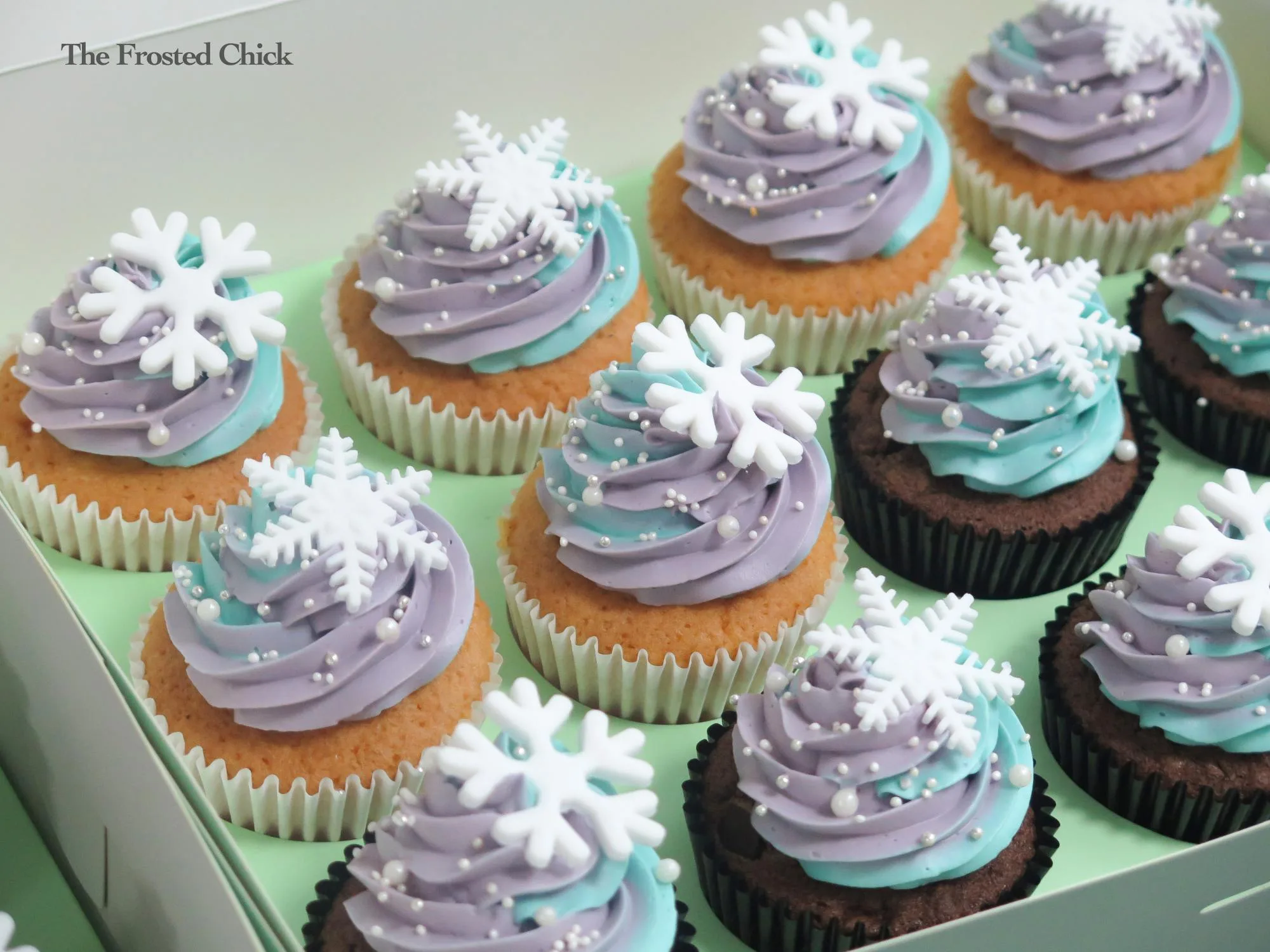 High swirl Frozen Snowflake Cupcakes