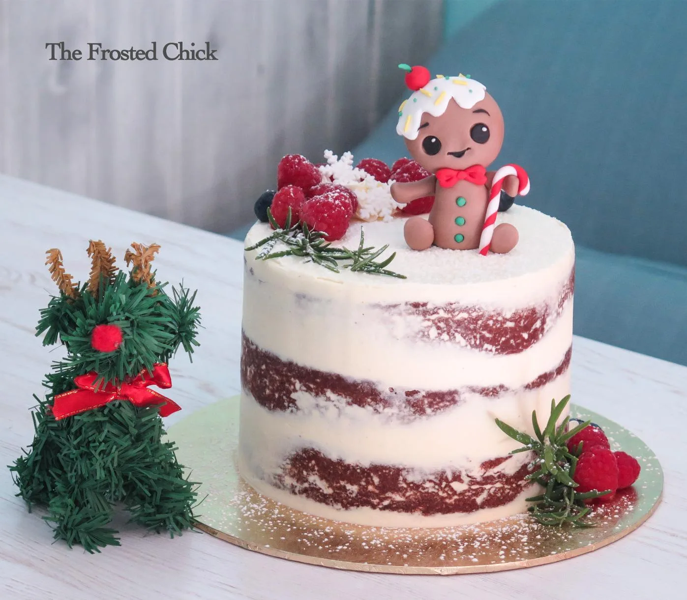 Merry Gingerbread Man Cake