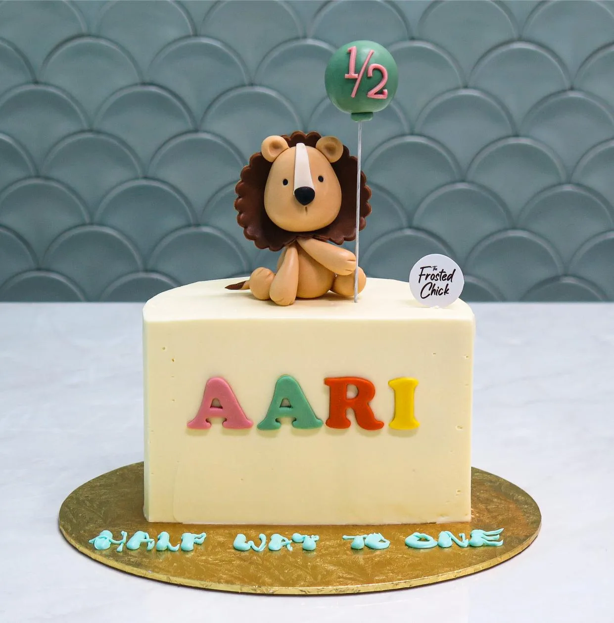Baby Lion Half Cake