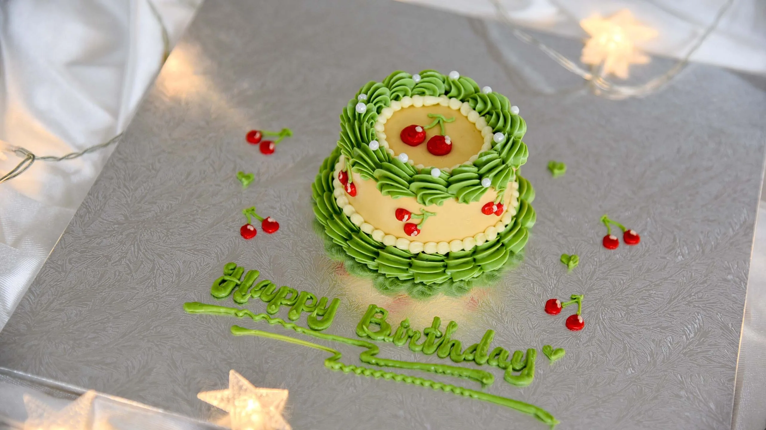Mini 'Diet Cake' - Cherries
