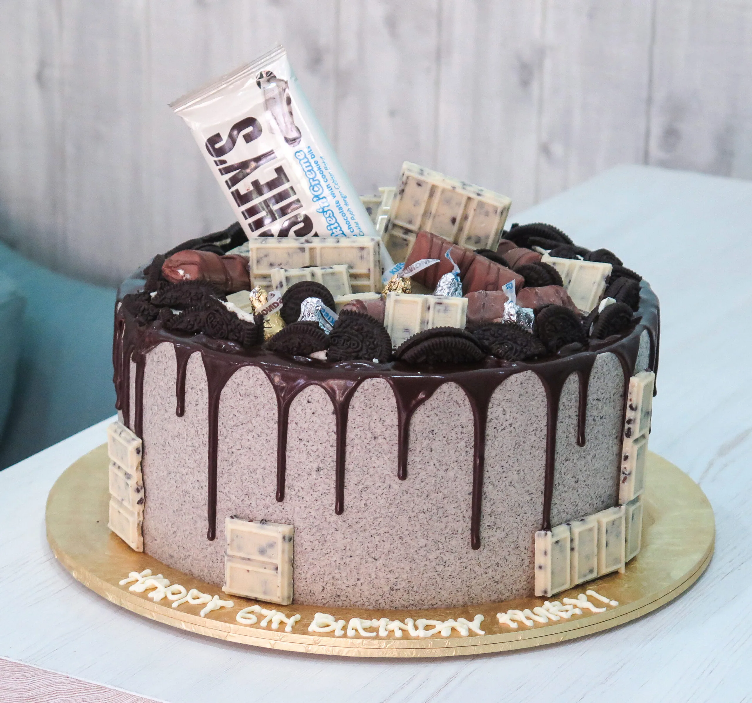 Oreo Hershey's Cake