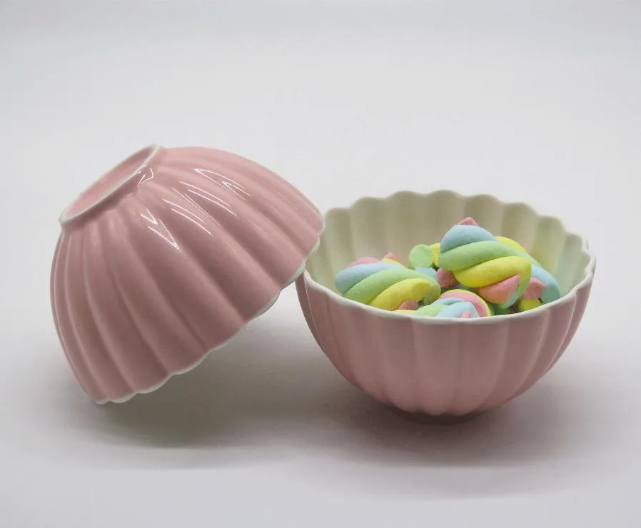 (RENTAL) Pink Scallop Bowl