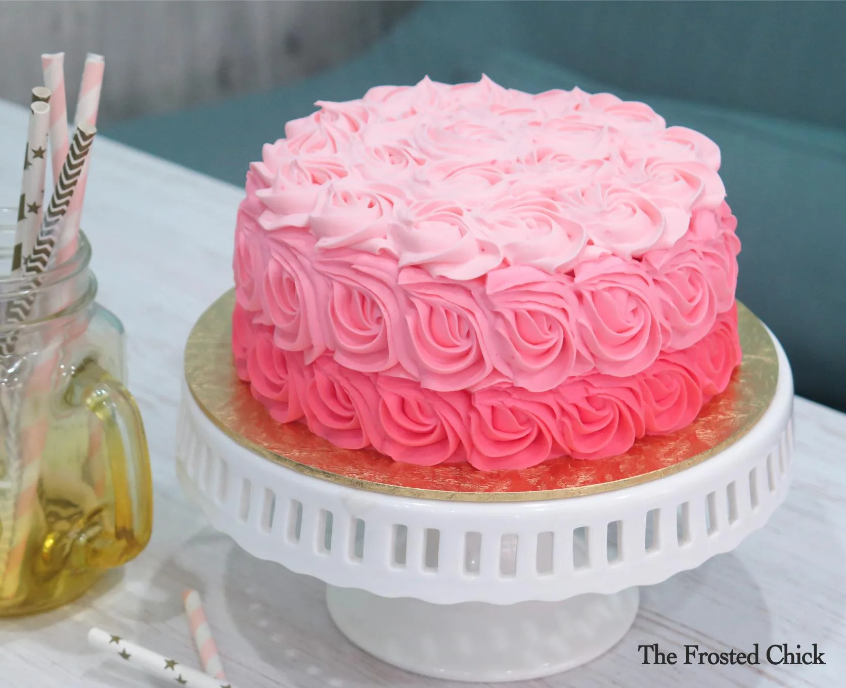 Ombre Rosette (Fresh Cream Cake)