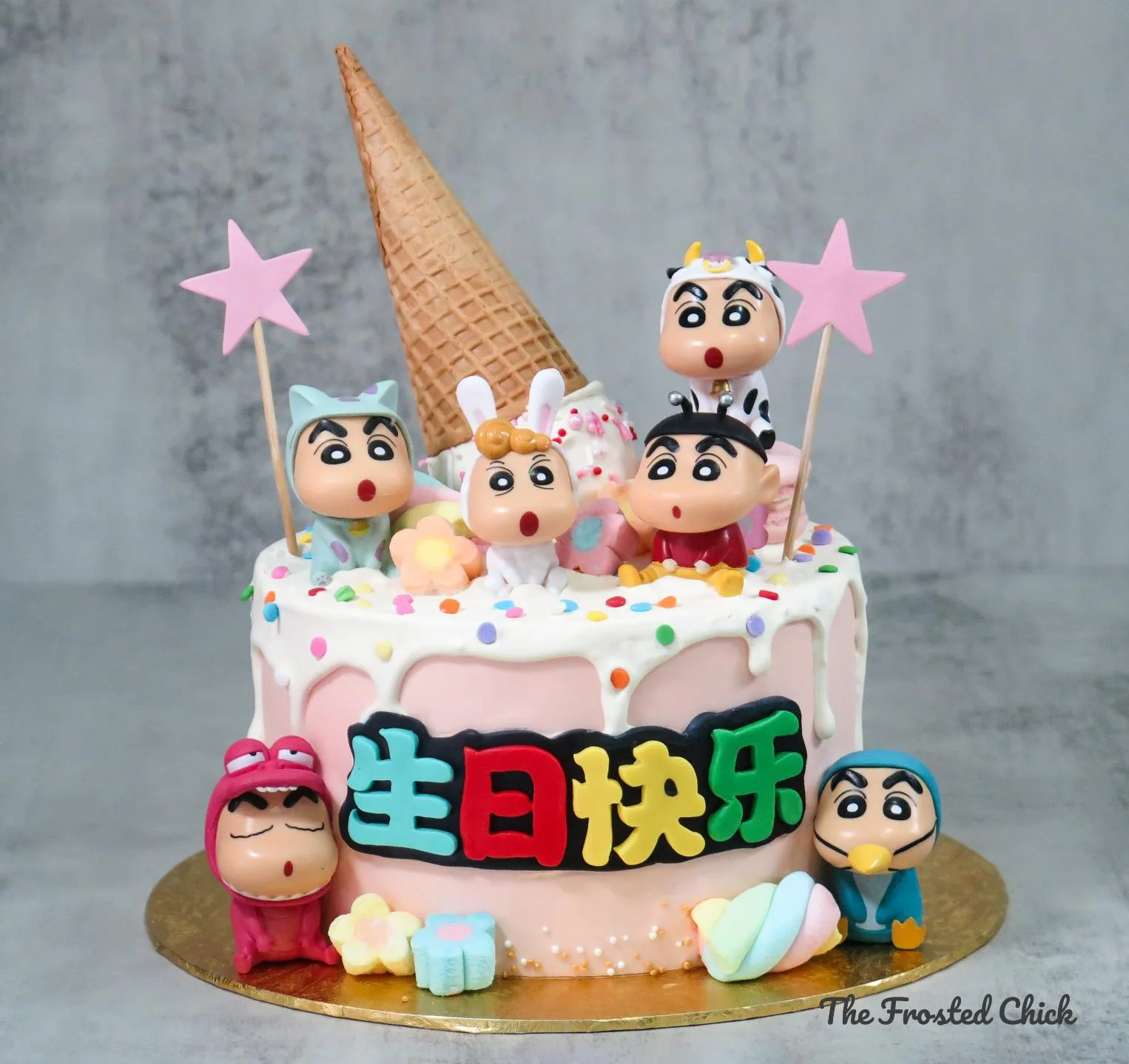 Shin Chan(蜡笔小新) Inspired Drip Cake