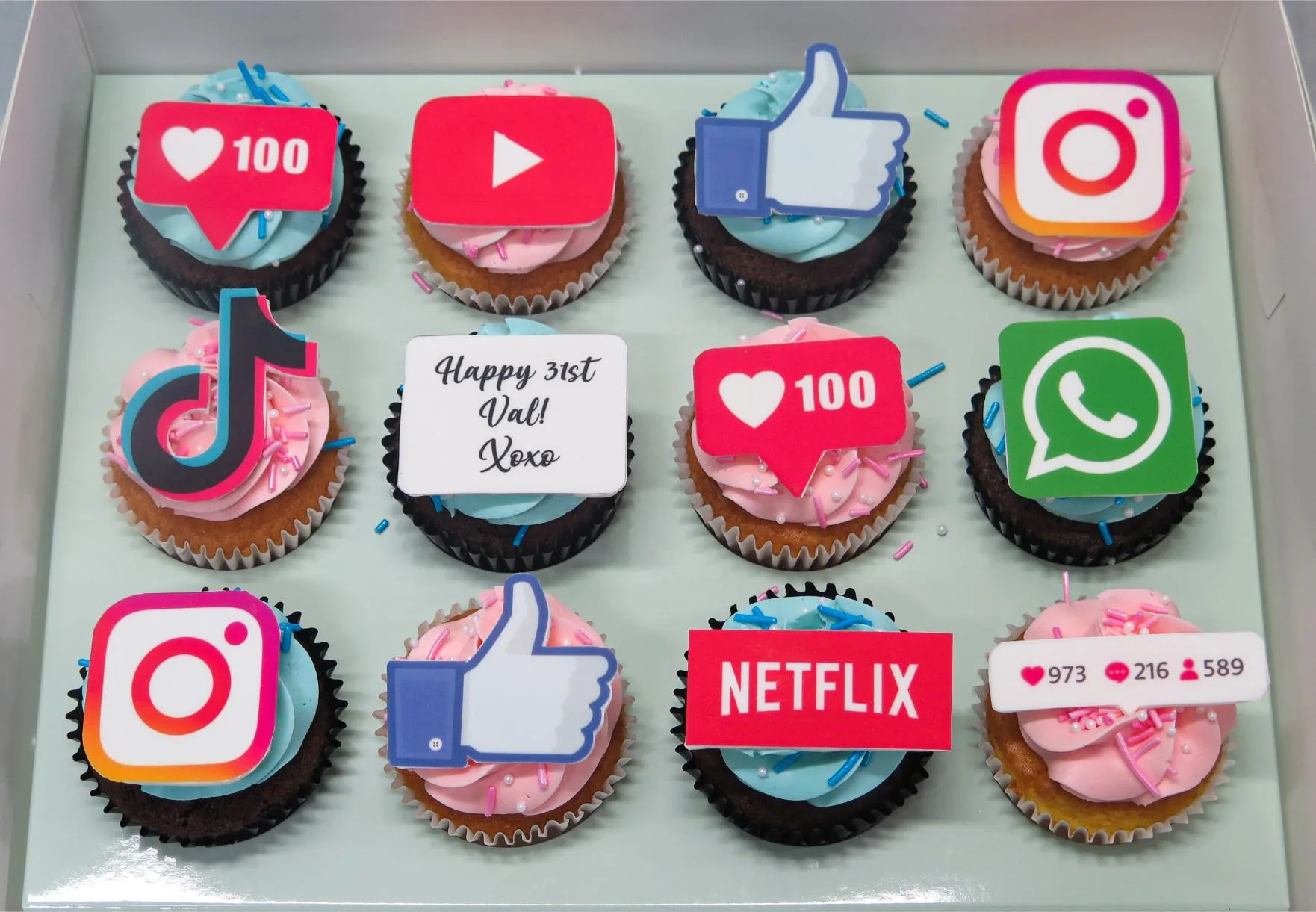 Social Media Inspired Cupcakes