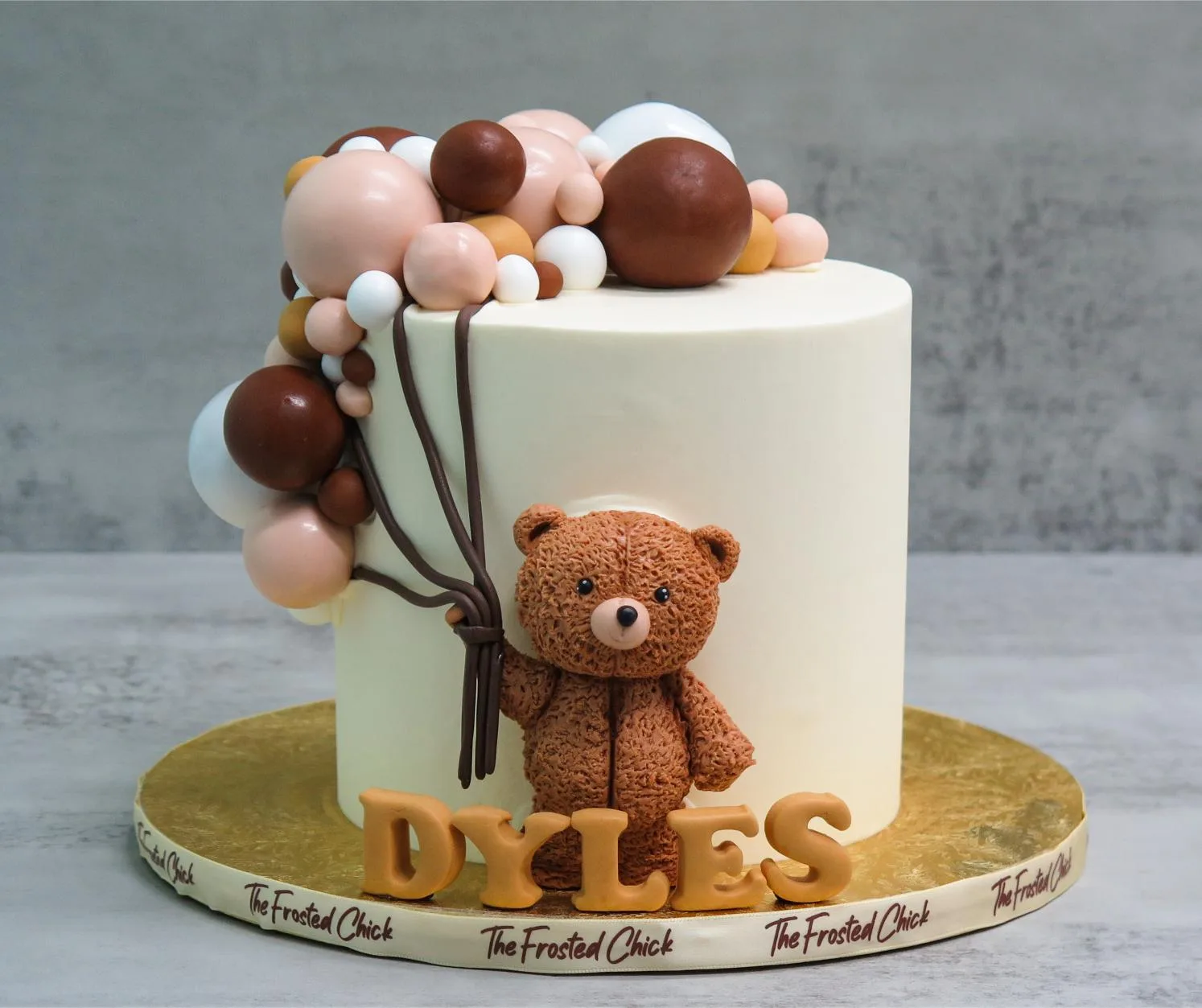 Teddy Bear's Big Balloon Cake