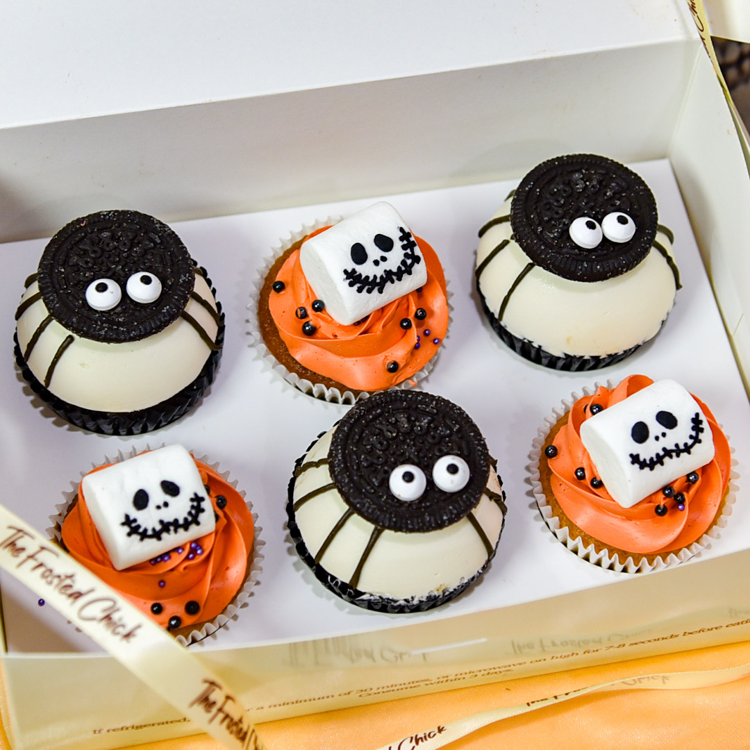 Peek A Boo Halloween Cupcakes
