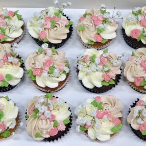 Rustic Floral Cupcakes