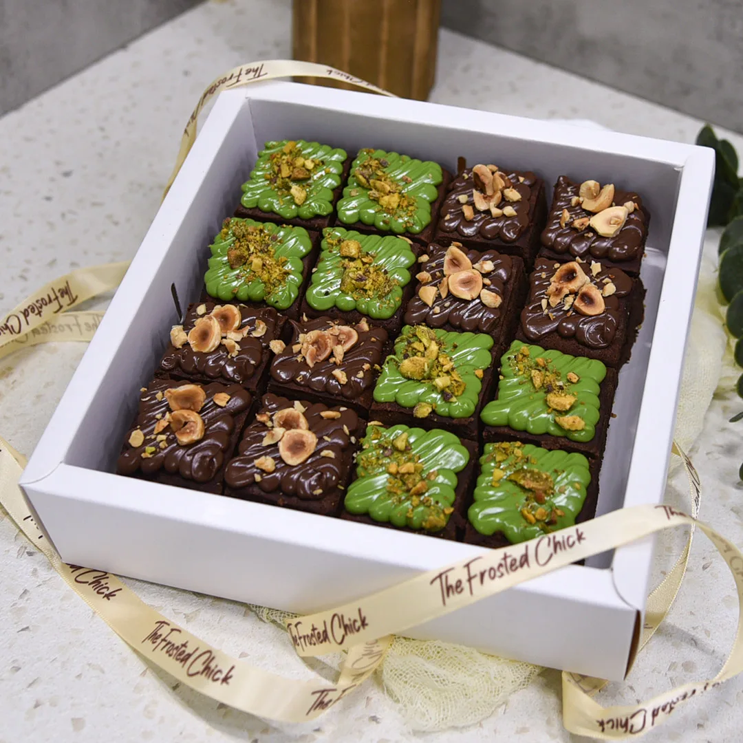 hari raya assorted brownie gift box - pistachio and nutella brownies