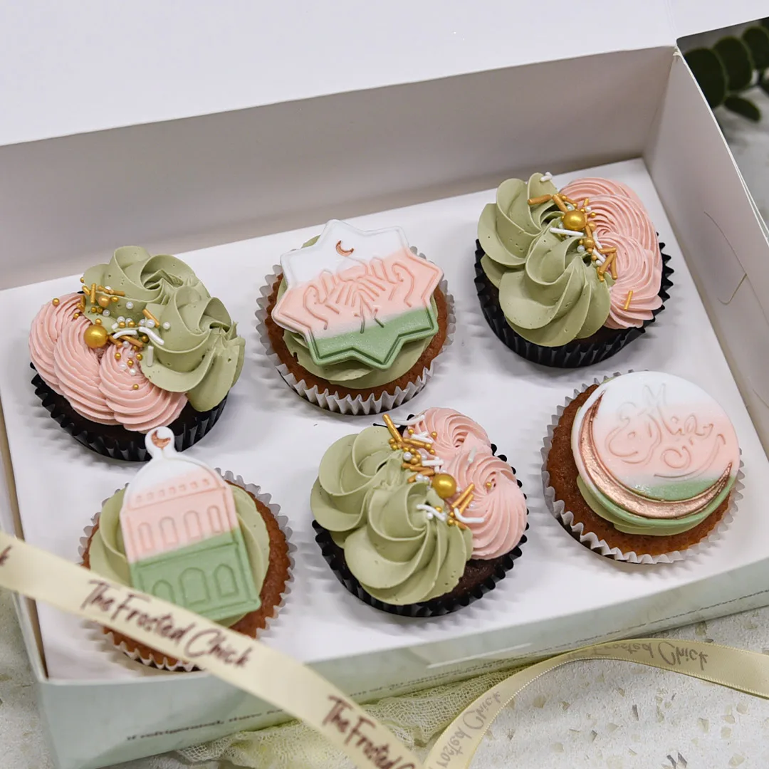 hari raya cupcakes in box