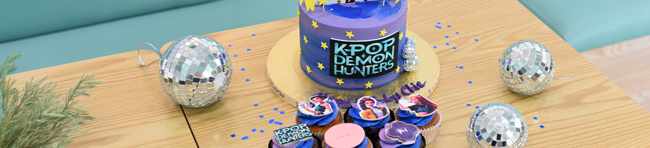 kpop demon hunters cake cupcakes bundle