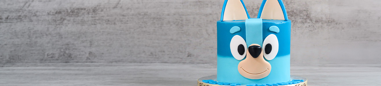 bluey cake
