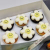 smiley daisy cupcakes